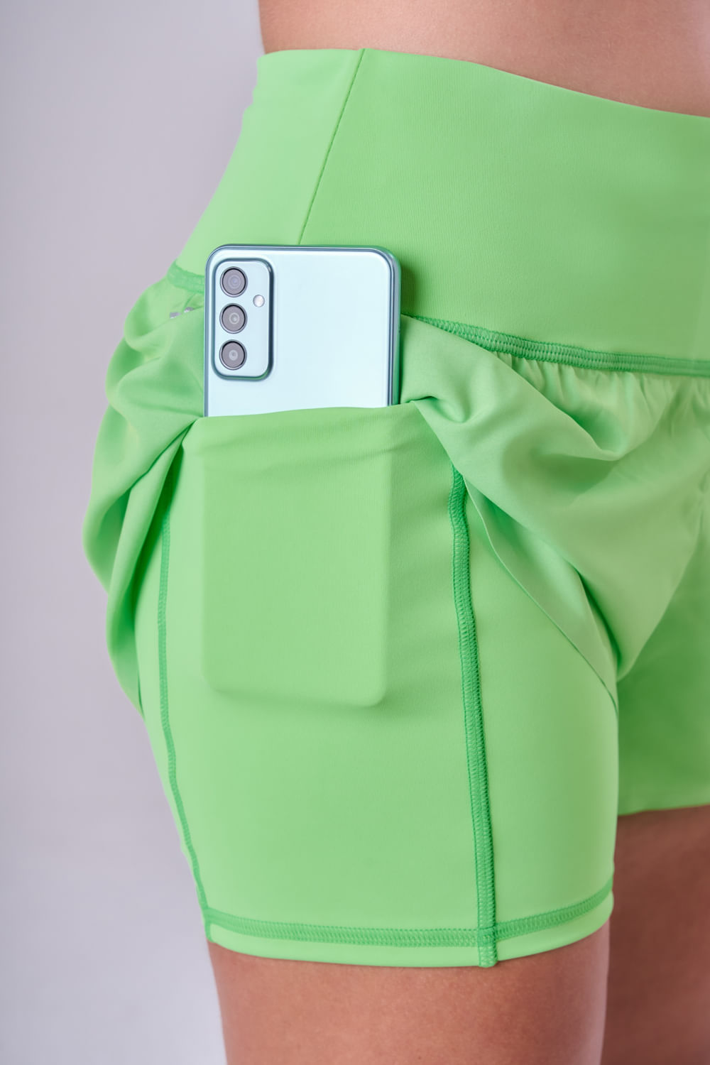 Short Com Bermuda Signature Samba 3 Bolsos Selado Colors Cor:Verde;Tamanho:G 2