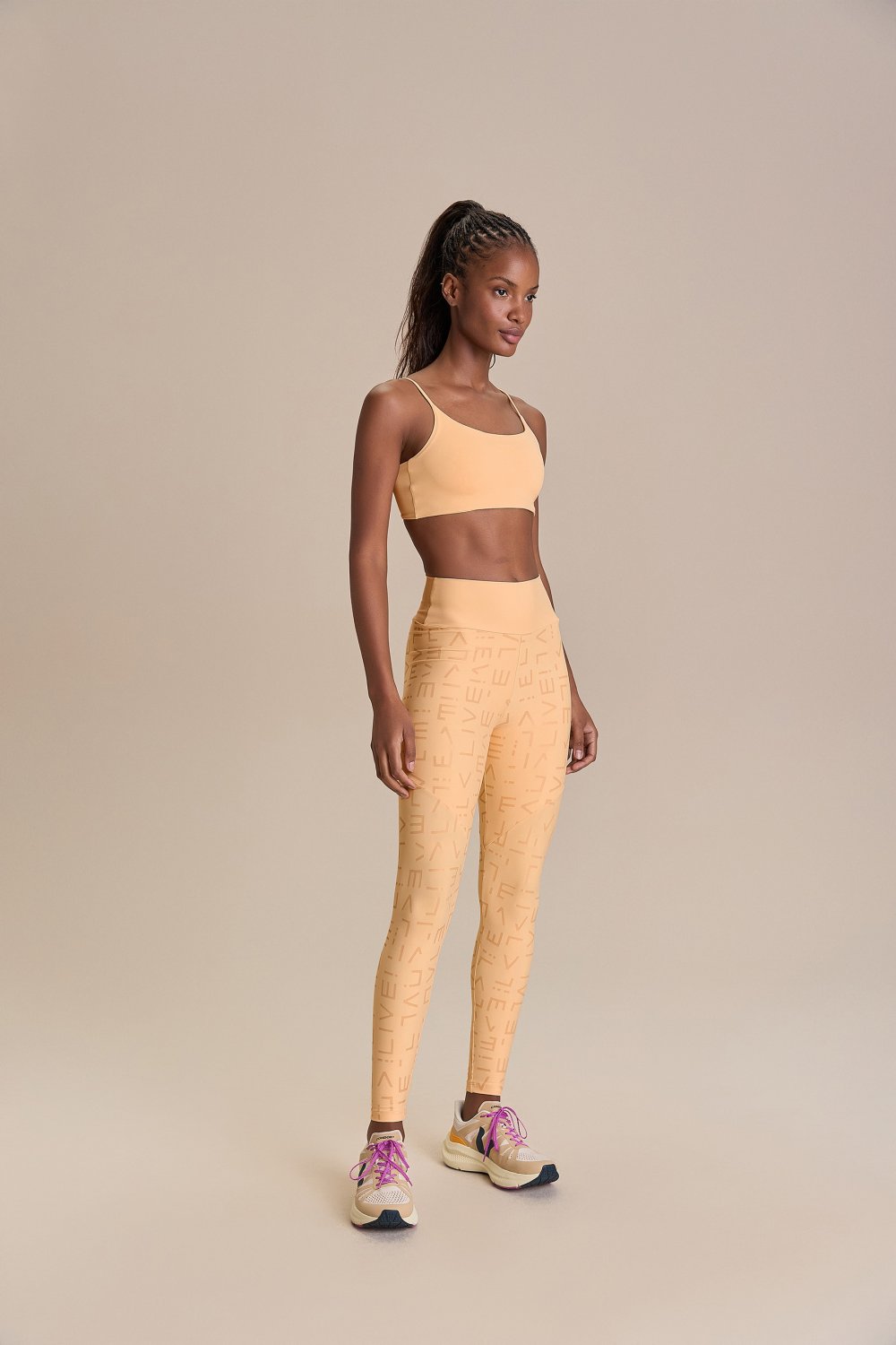 Top Curve Sense Cor:Creme;Tamanho:M 3