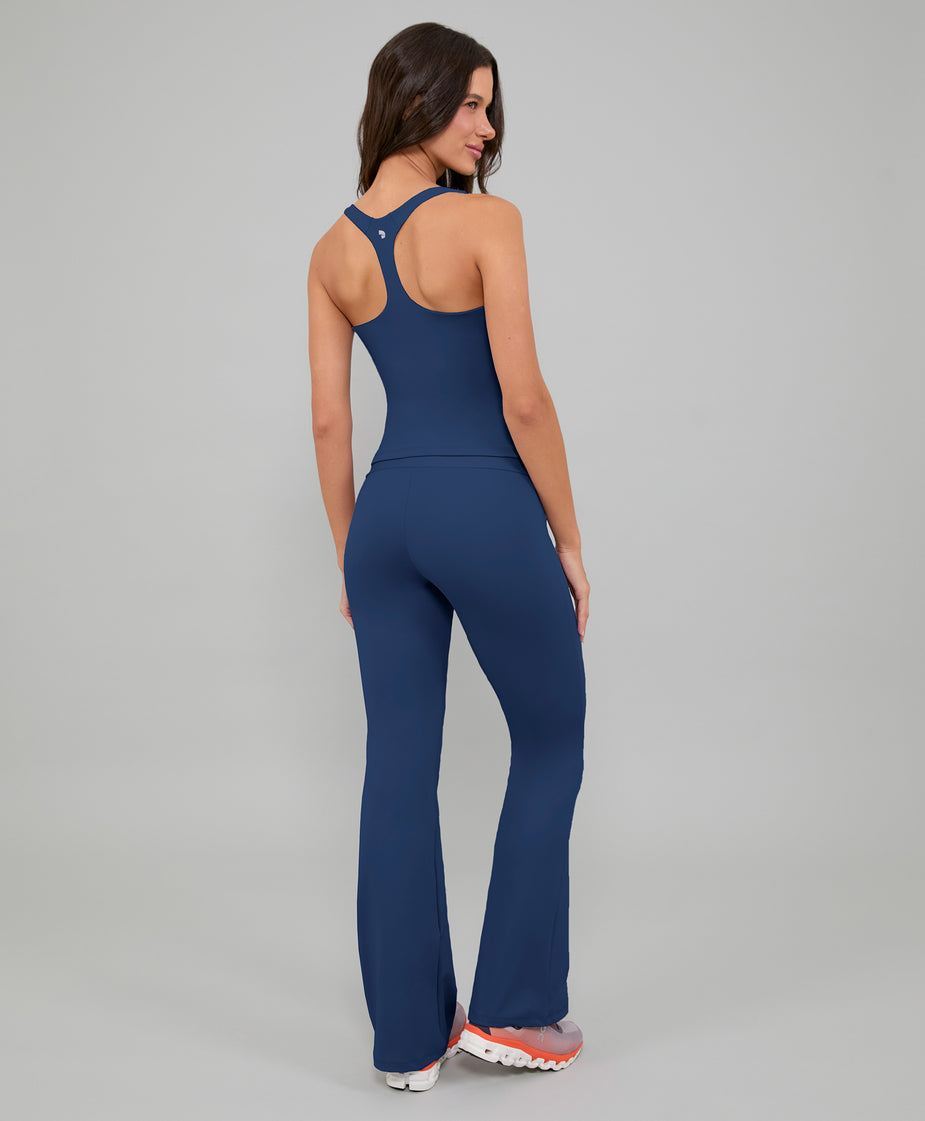 REGATA AJUSTADA COMFORT 2