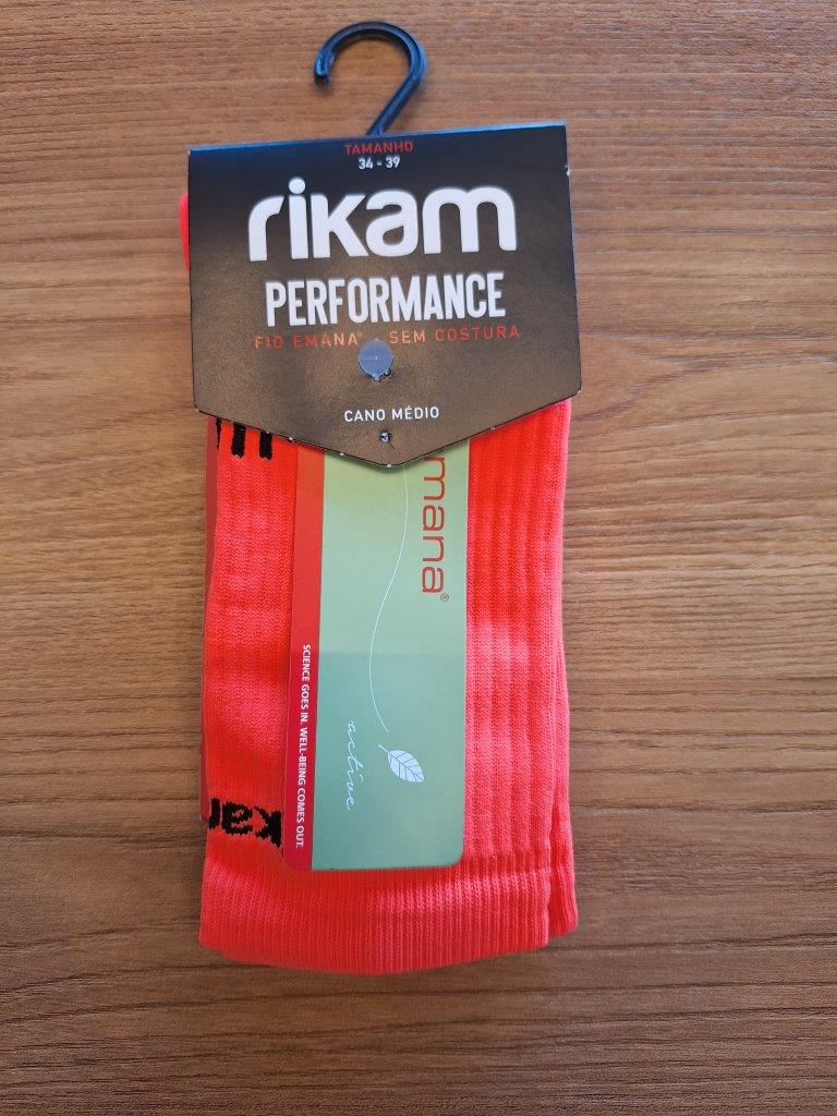 Meia Performance Feminina Cano Medio Compressao Fio Emana 1