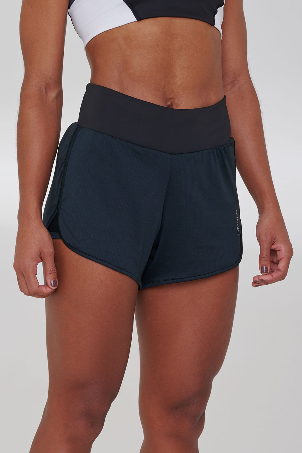 SHORT COM BERMUDA ESSENTIAL RUN AGILITY 1 BOLSO 8CM 1