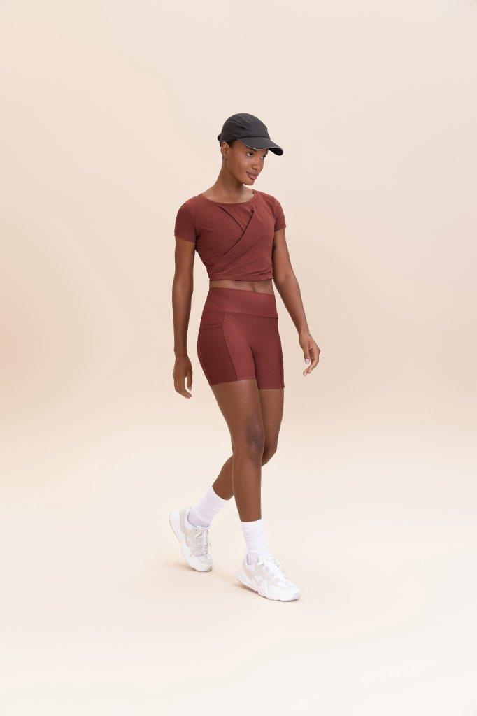 Blusa Twist Action Skin