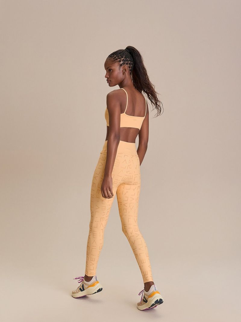 Top Curve Sense Cor:Creme;Tamanho:M 5