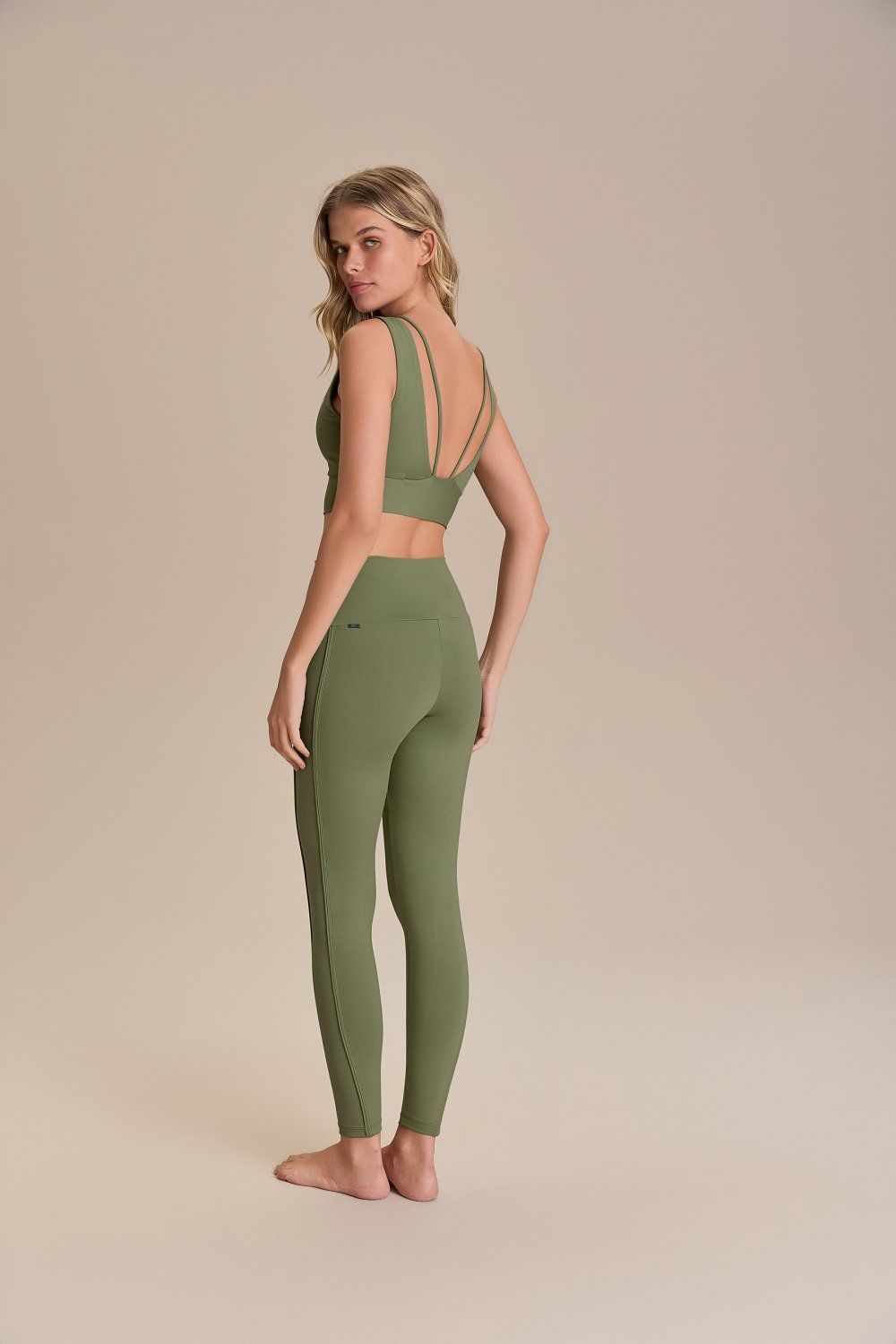 Top V ByNature Cor:Verde;Tamanho:P 3
