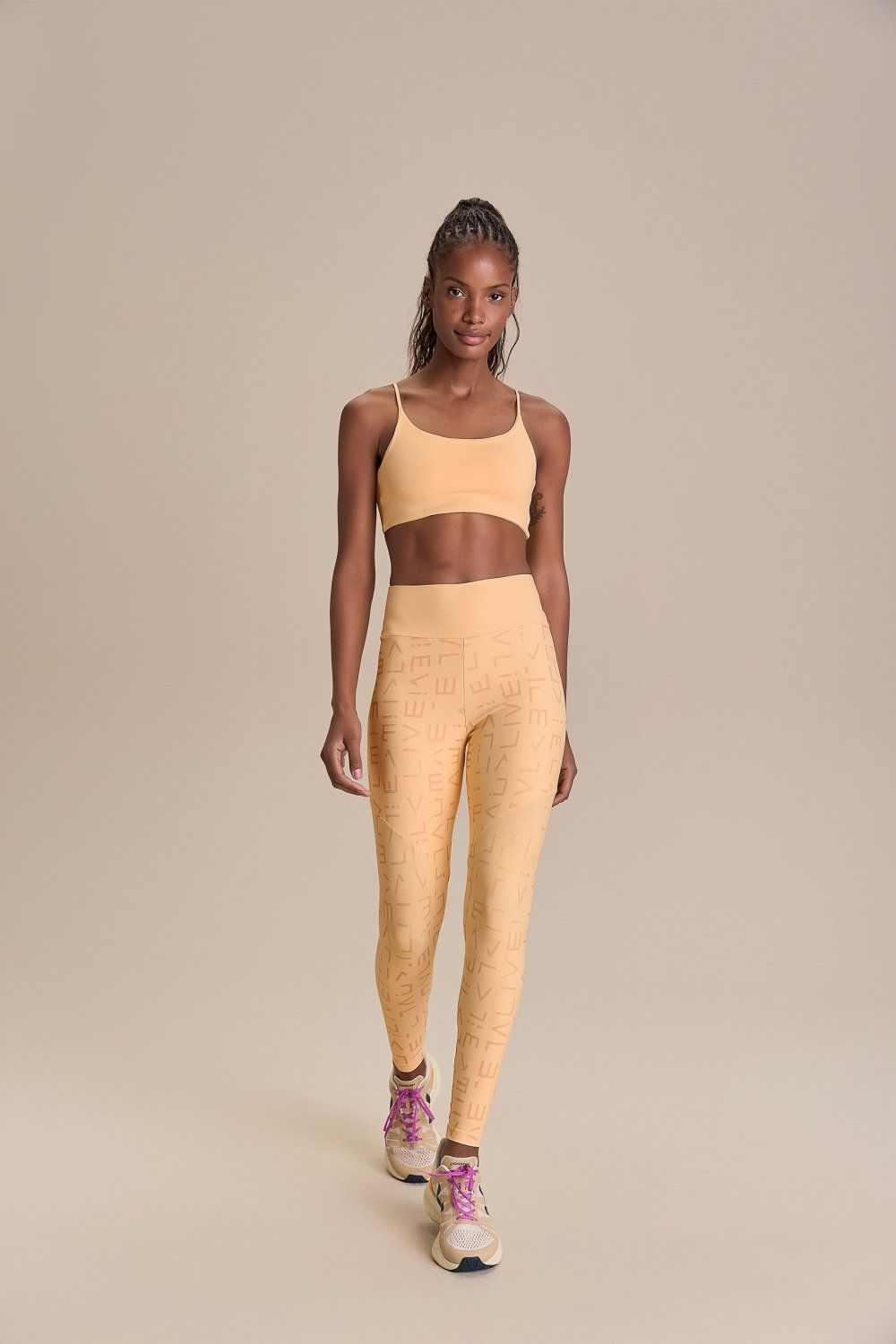 Top Curve Sense Cor:Creme;Tamanho:M 2