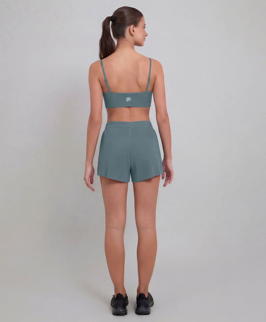 SHORTS COM PLISSADO ALTO GIRO 3