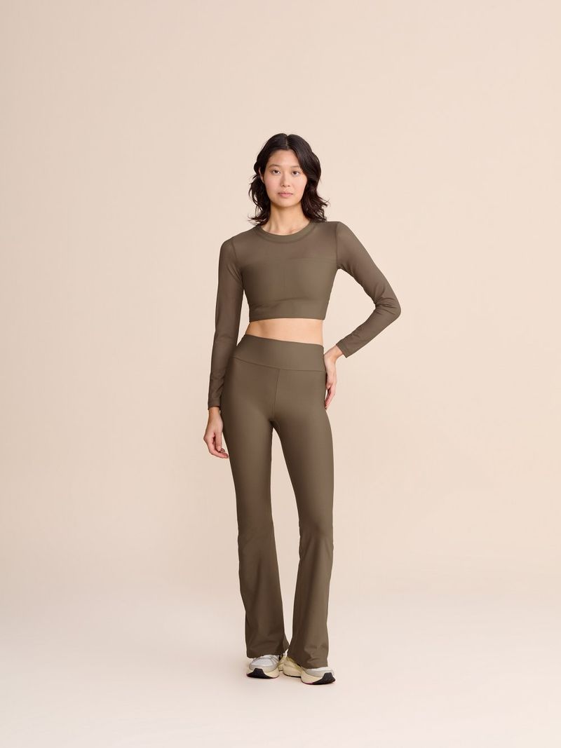 Calca Flare V Zip Tule Core Cor:Verde escuro;Tamanho:P 4
