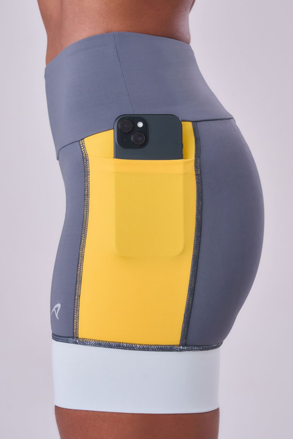 Bermuda Grit Bossa 3 Bolsos 15CM Tricolor Cor:Amarelo;Tamanho:M 3