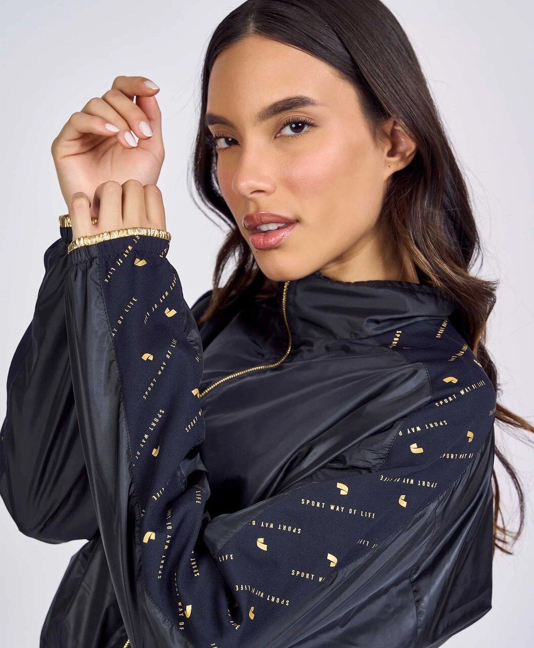 Jaqueta Reflect Com Detalhe Dourado 4