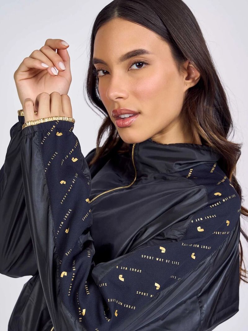 Jaqueta Reflect Com Detalhe Dourado 4