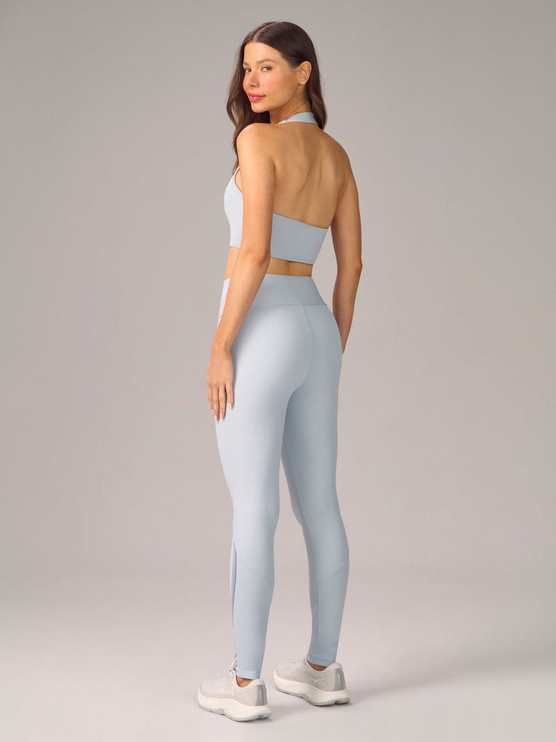 LEGGING COM RECORTES E SILK 2