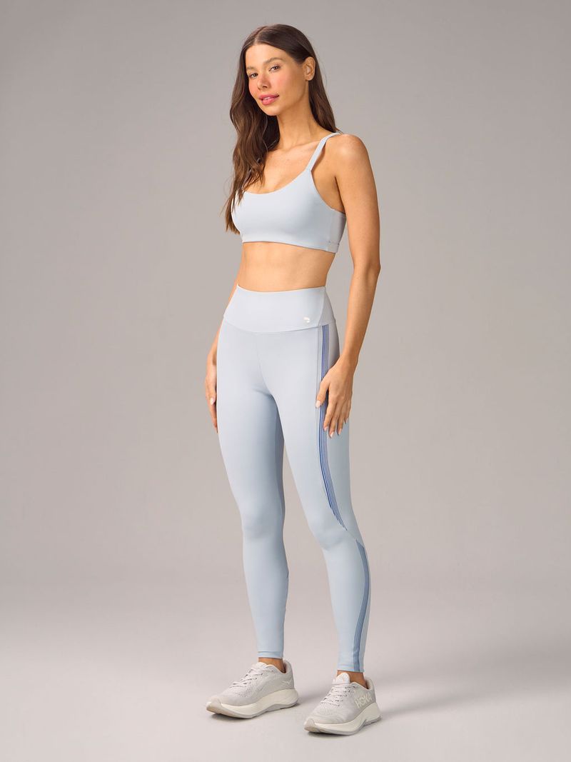 LEGGING COM RECORTES E SILK 3