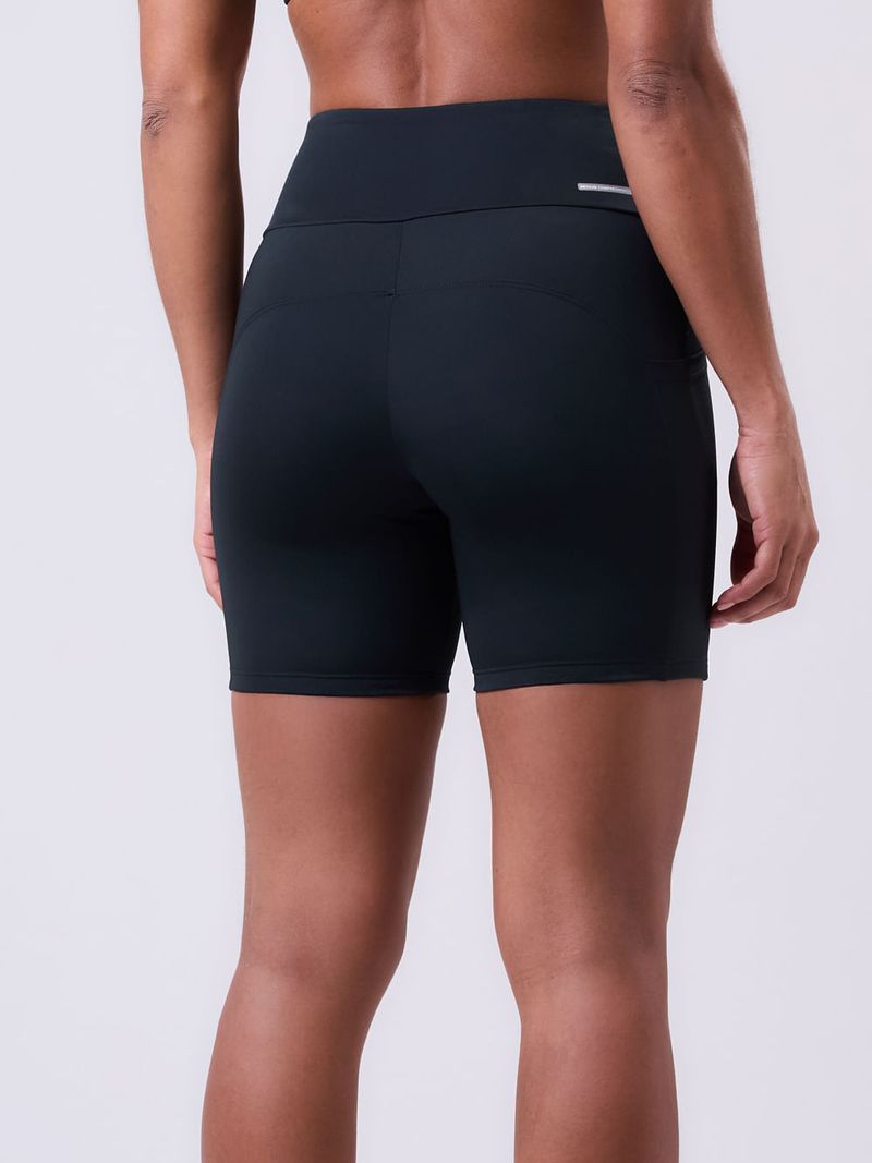Bermuda Essential Run Stamina 3 Bolsos 15cm Fem Ind 3